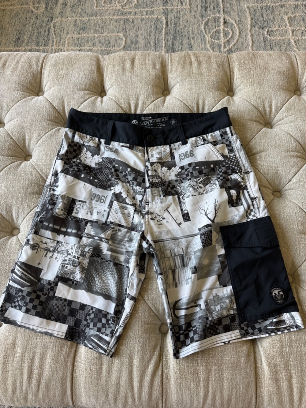 Vans Black‎ & White Photo Collage Board Shorts
